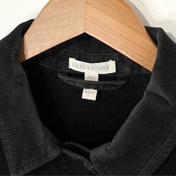 Eileen Fisher Velvet Classic Corduroy Collar Jacket in Black Size XS - Picture 3 of 7